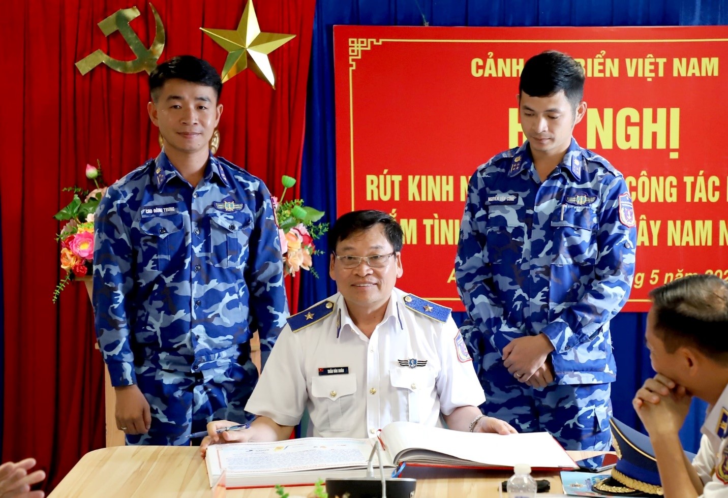 anh tin bai