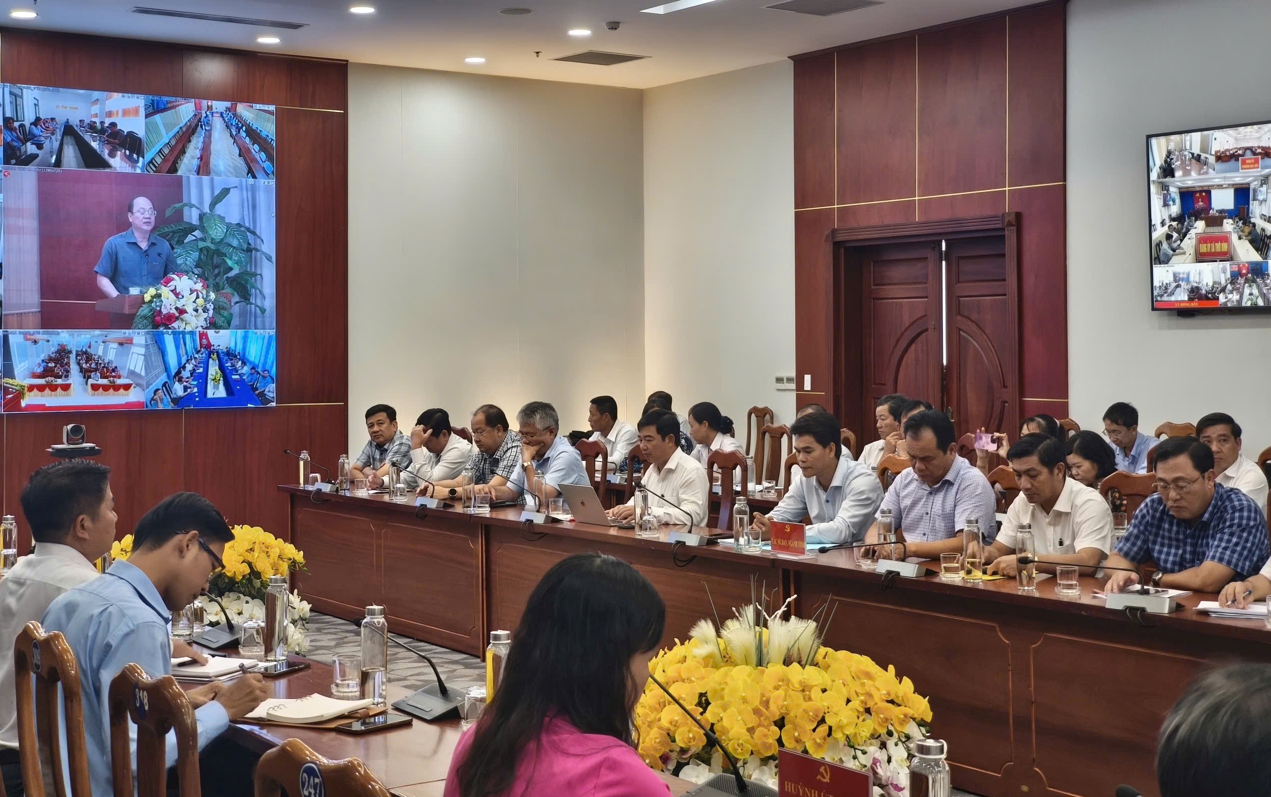 Công tác tiếp công dân và giải quyết đơn thư khiếu nại, tố cáo là nhiệm vụ chính trị trọng tâm, thể hiện trách nhiệm phục vụ Nhân dân