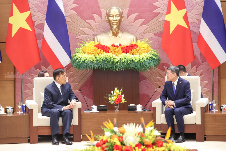 Dấu ấn Chính phủ tuần qua: Nâng tầm đối ngoại đa phương và quyết liệt hành động, đột phá thể chế trong nước
